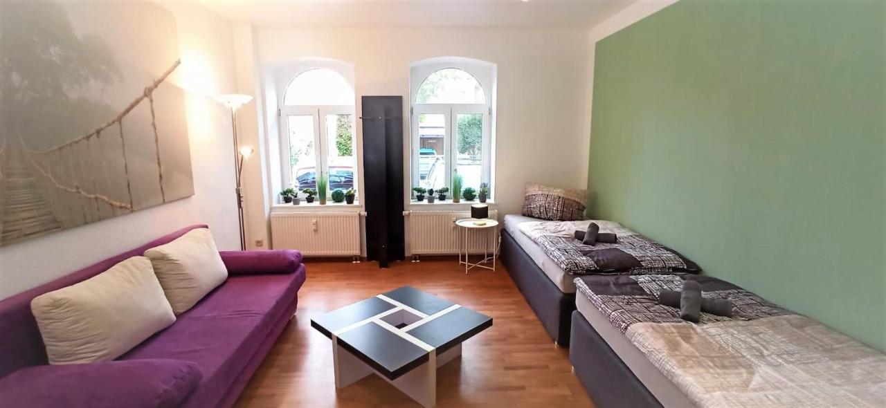 Apartment Fuer Bis Zu 7 Personen Mit Balkon Χάλμπερσταντ Εξωτερικό φωτογραφία